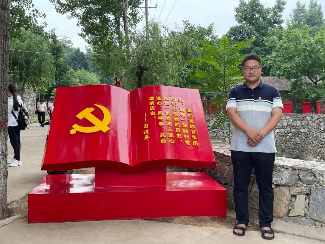 救援男孩与狗